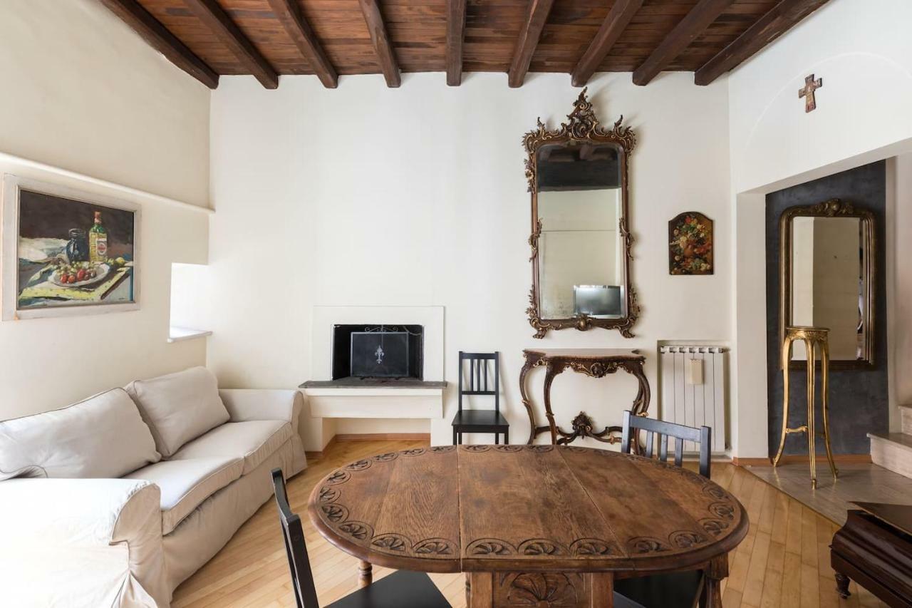 Vicolo De' Bovari Private Appartement Rome